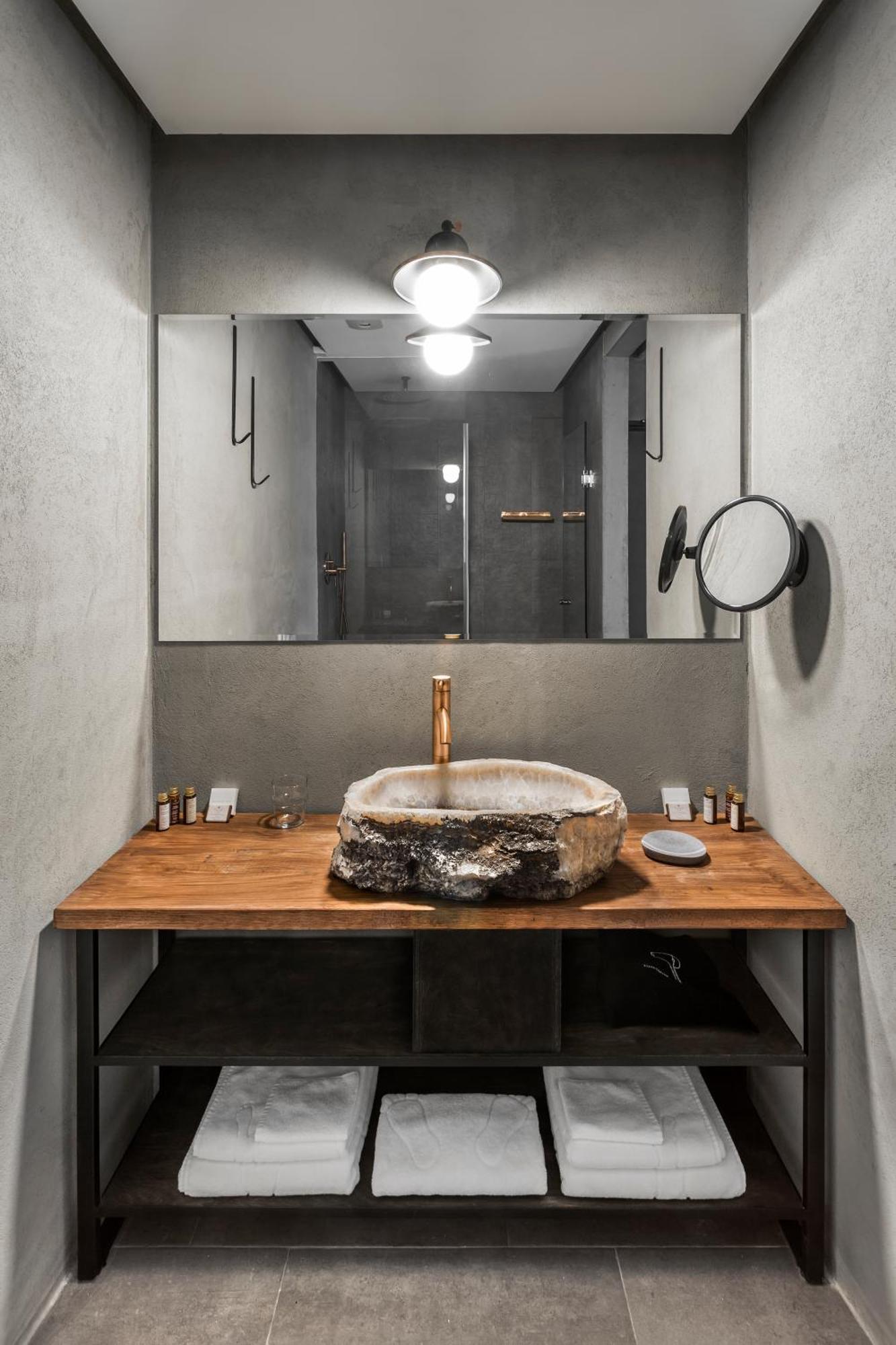 Solo Lucky,1399191401:JPEG