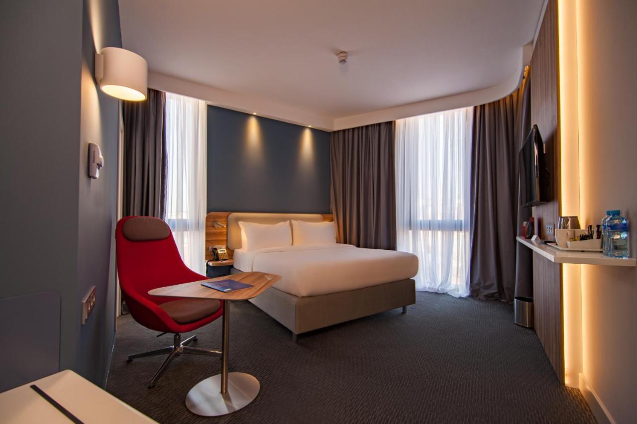 Standard Room with Free Breakfast