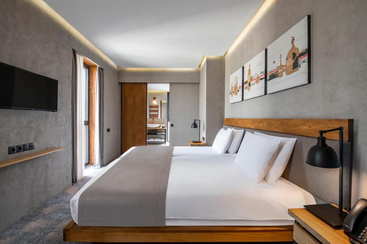 Corner Room