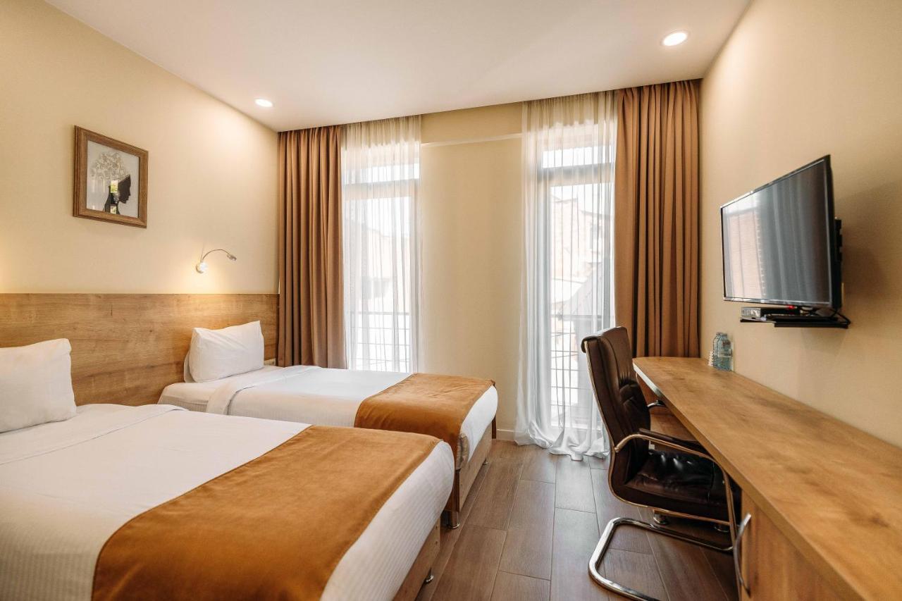 Double or Twin Room with City View
