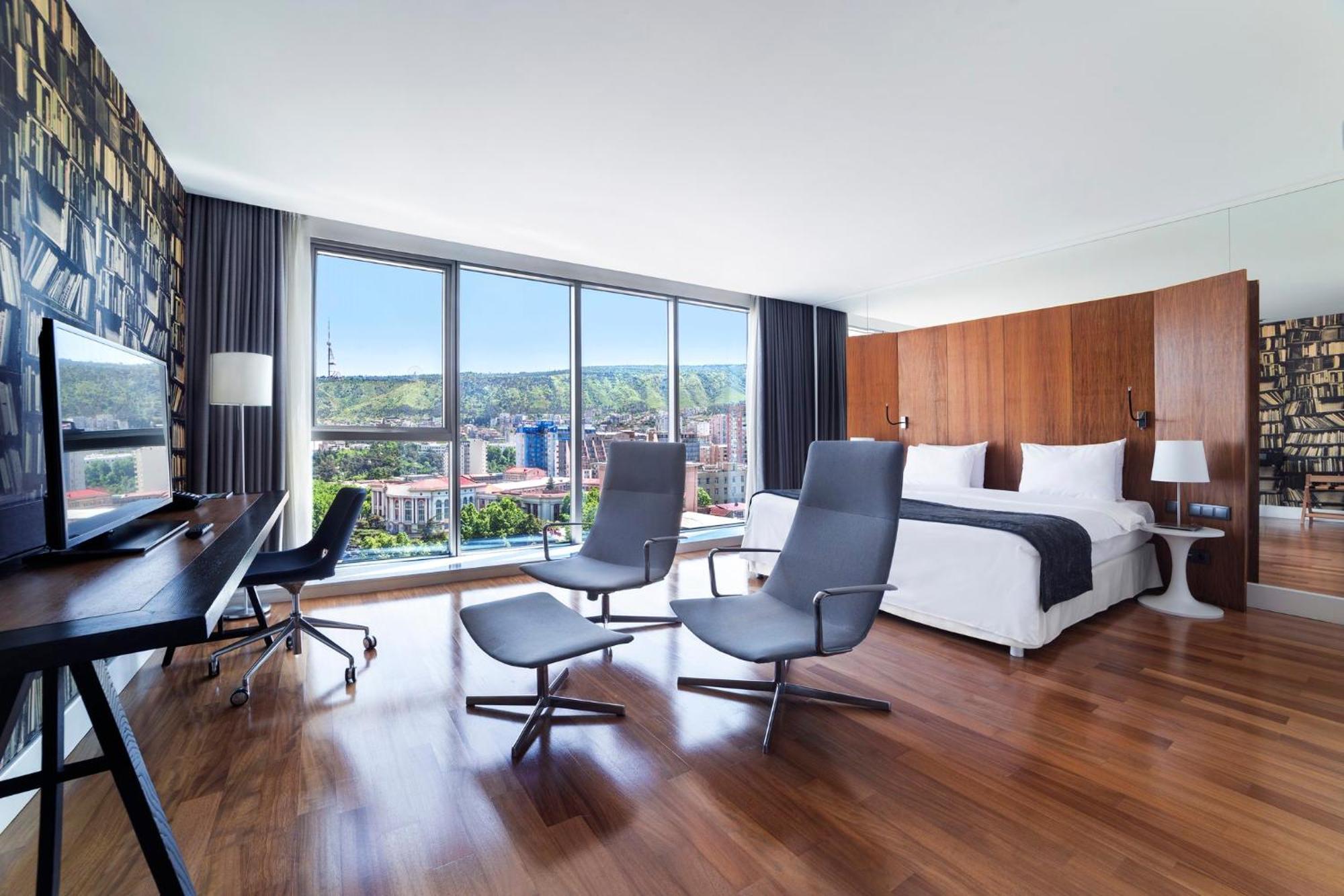 Premium King Room