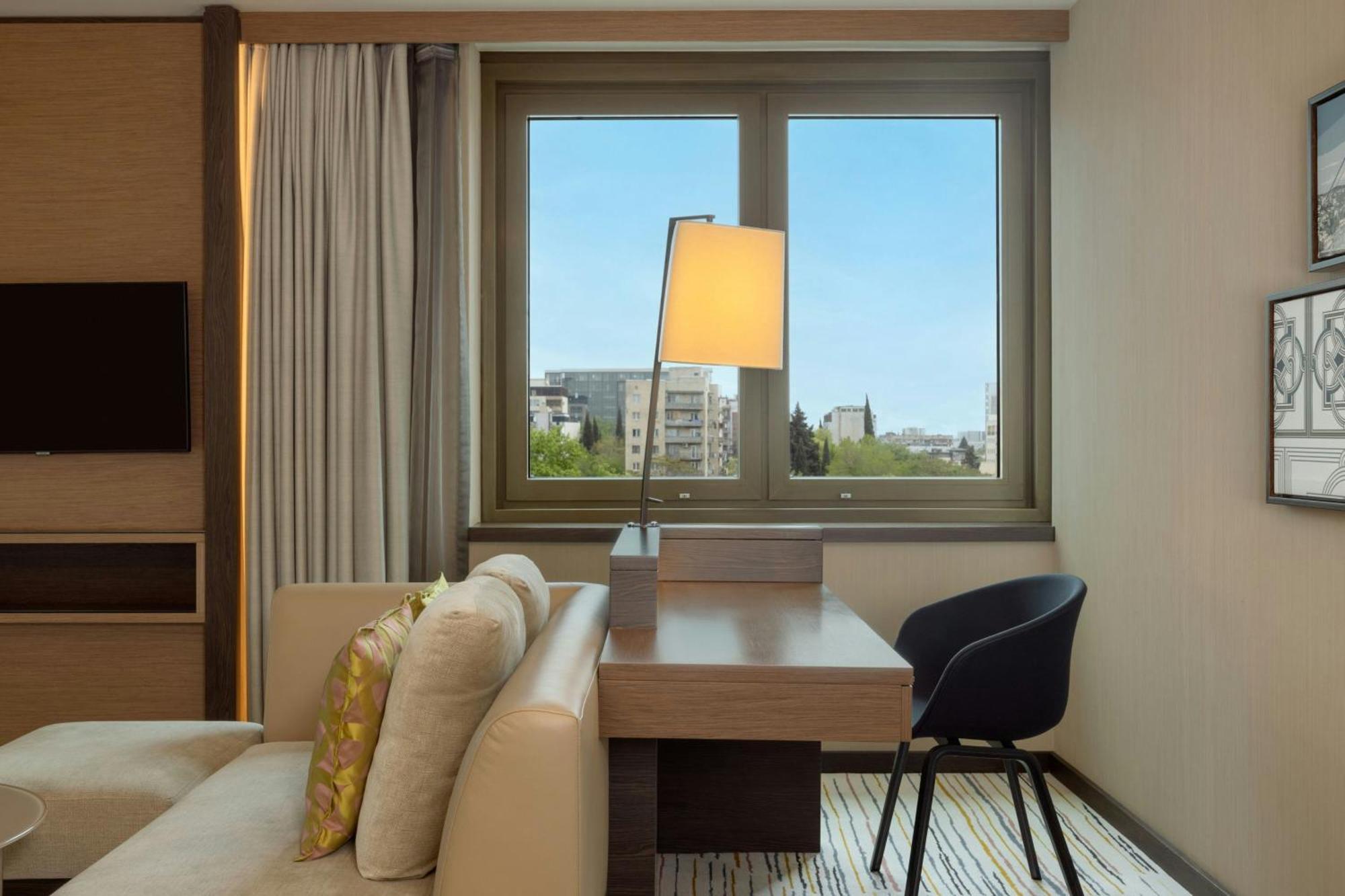 Executive King Larger Guest room 1 King