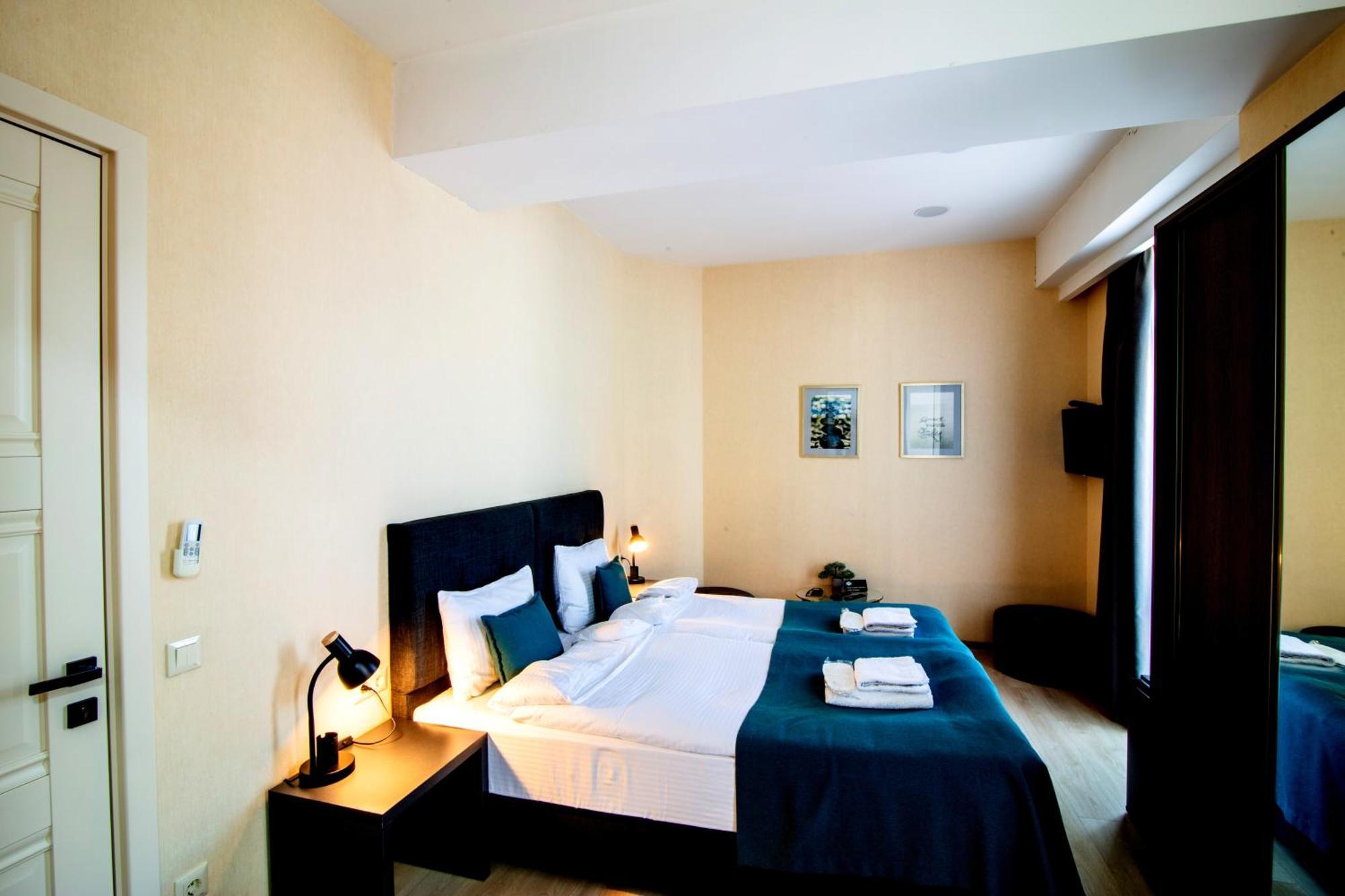 Double or Twin Room Balcony