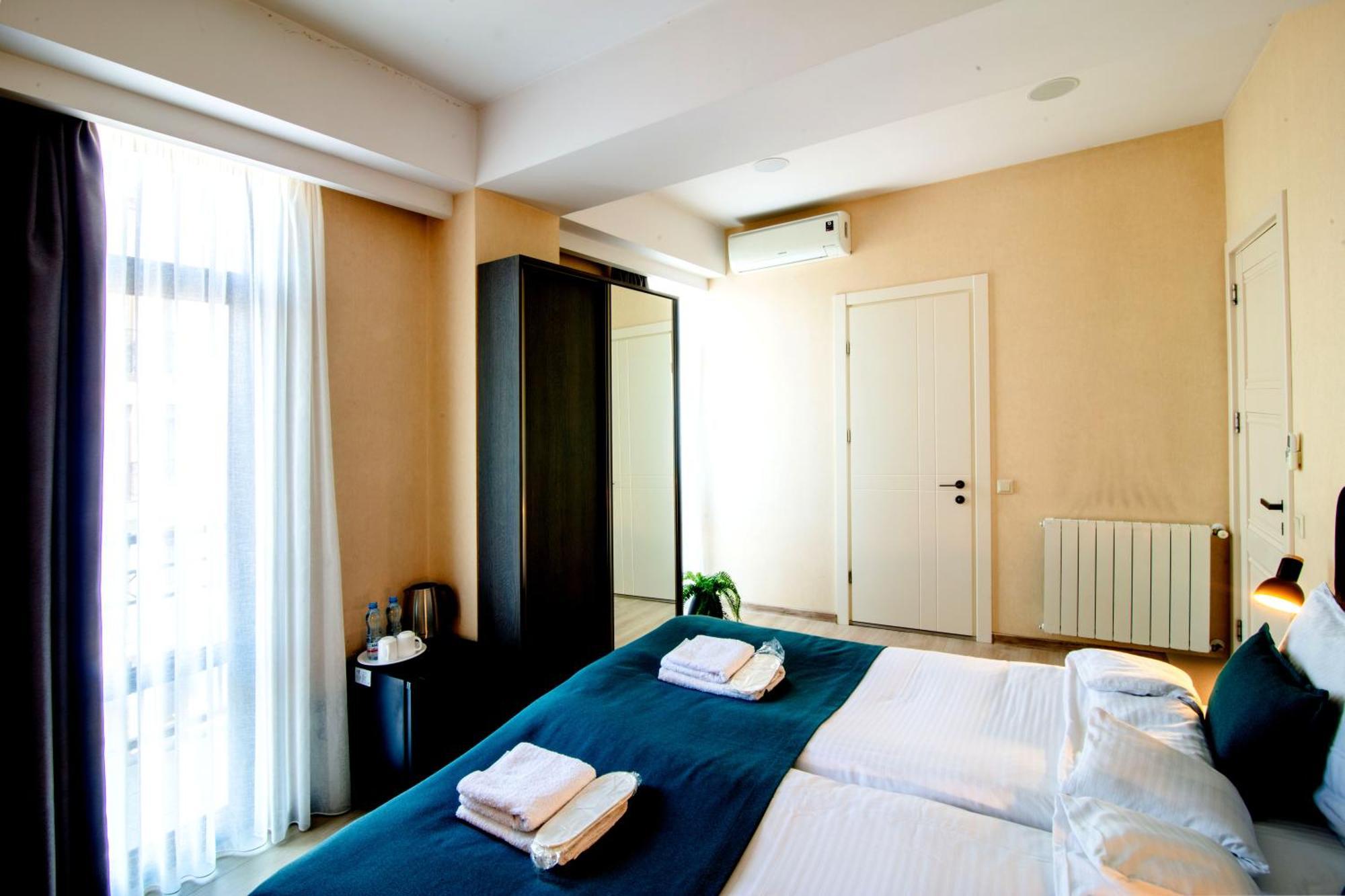 Double or Twin Room Balcony