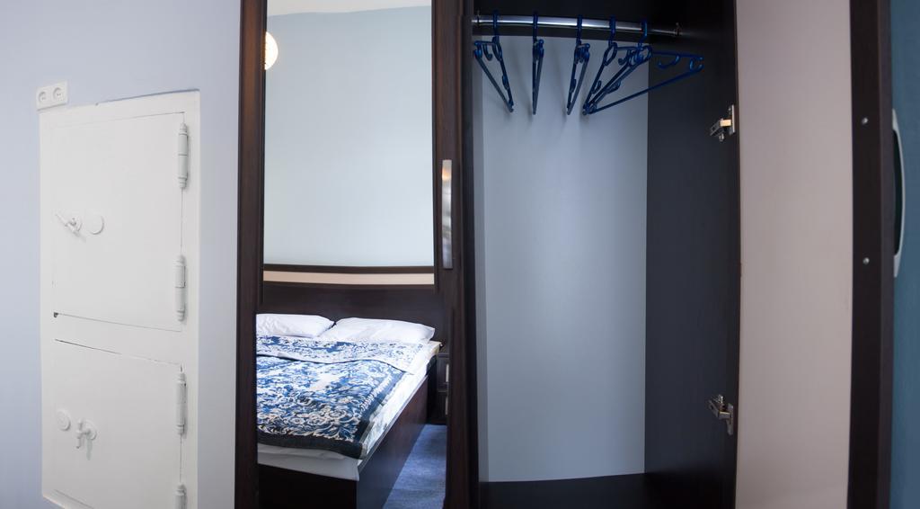 Chambre Double avec Salle de Bains Commune