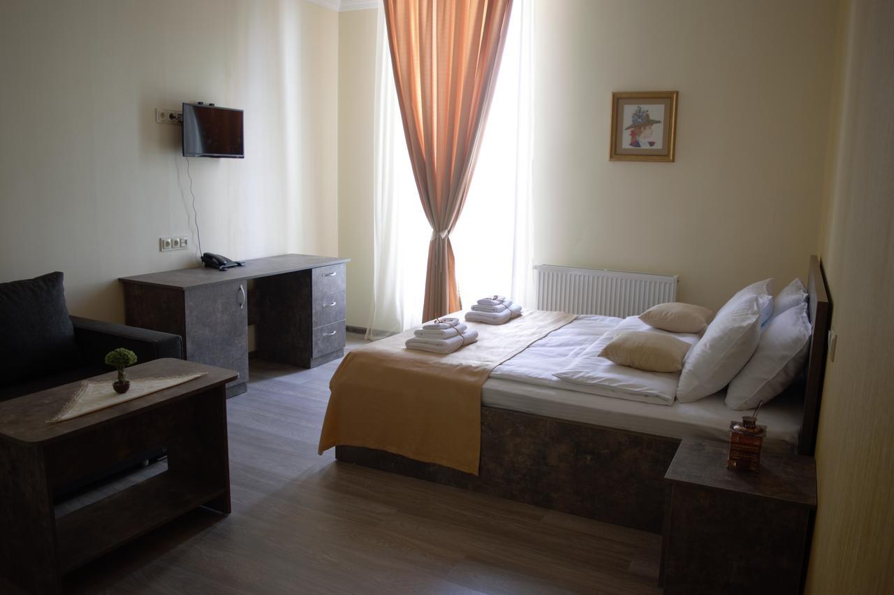 Großes Doppelzimmer