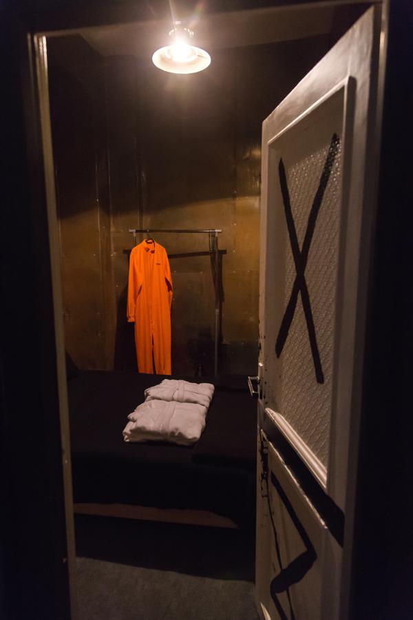 Tweepersoonskamer met Gedeelde Badkamer