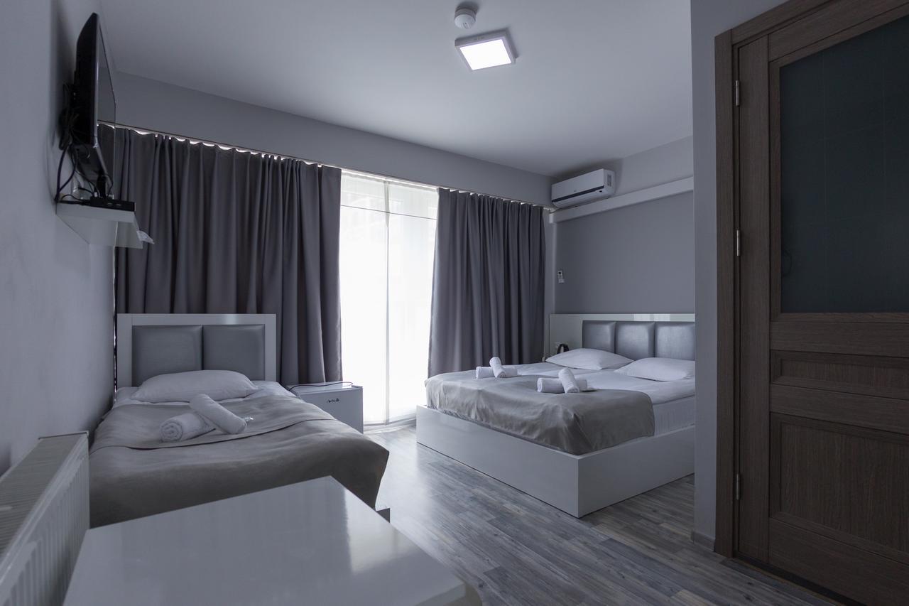 Executive Triple Room
