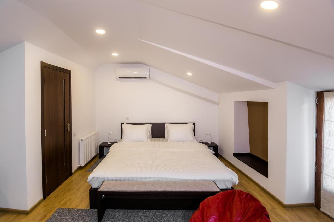 Deluxe Double Room Extra Bed