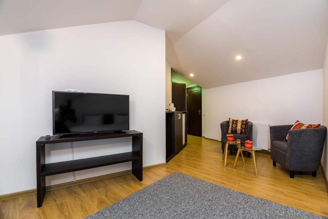 Deluxe Double Room Extra Bed