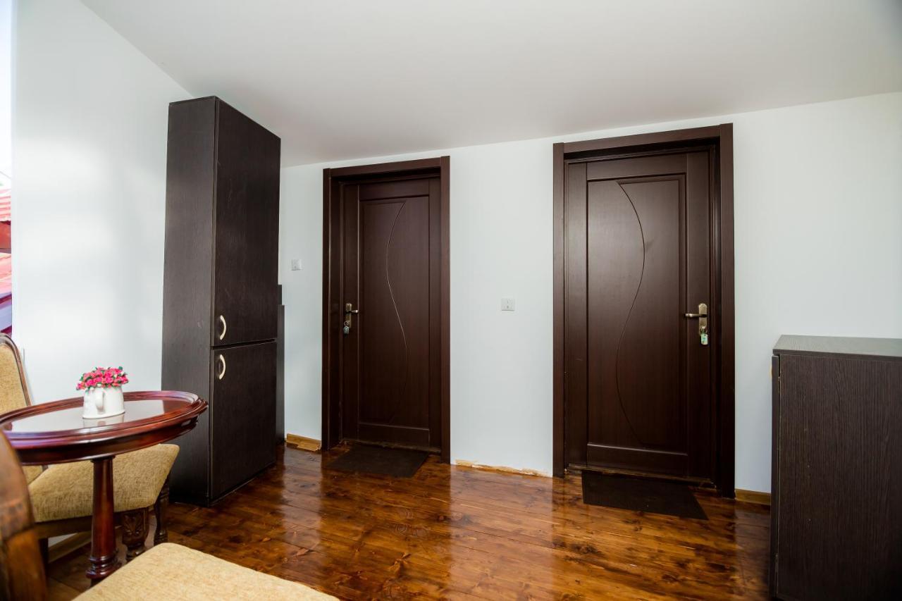 Deluxe Double Room Extra Bed
