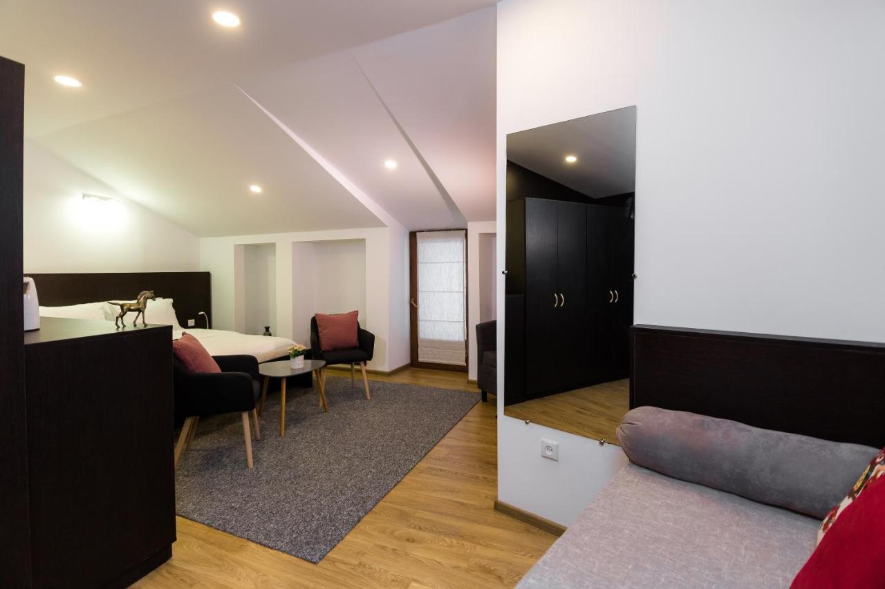 Deluxe Double Room Extra Bed