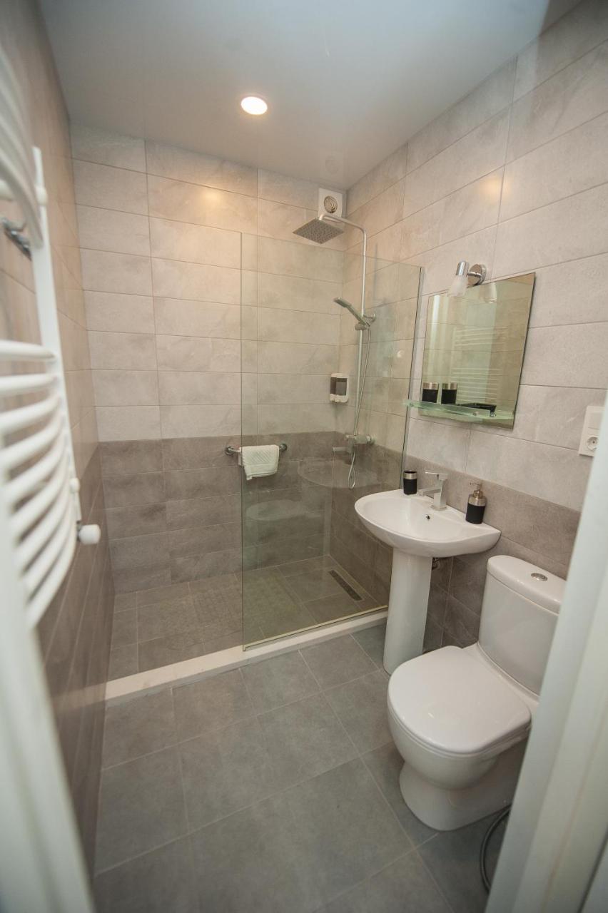 Habitación Doble con baño privado - 1 o 2 camas