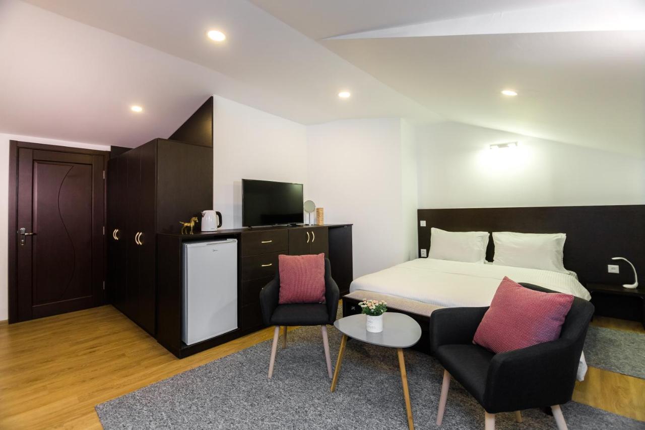 Deluxe Double Room Extra Bed