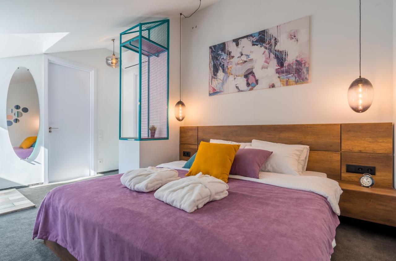 Deluxe Mansard Room with Bath
