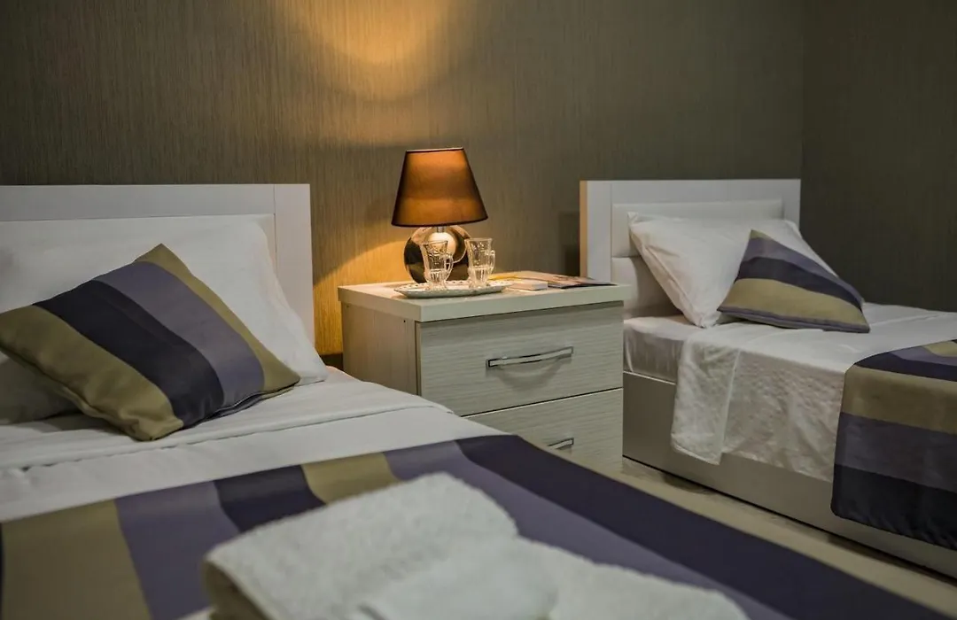 Twins Hotel-1