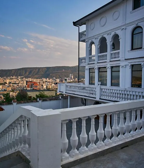 The Hilltop Skyline Hotel-1