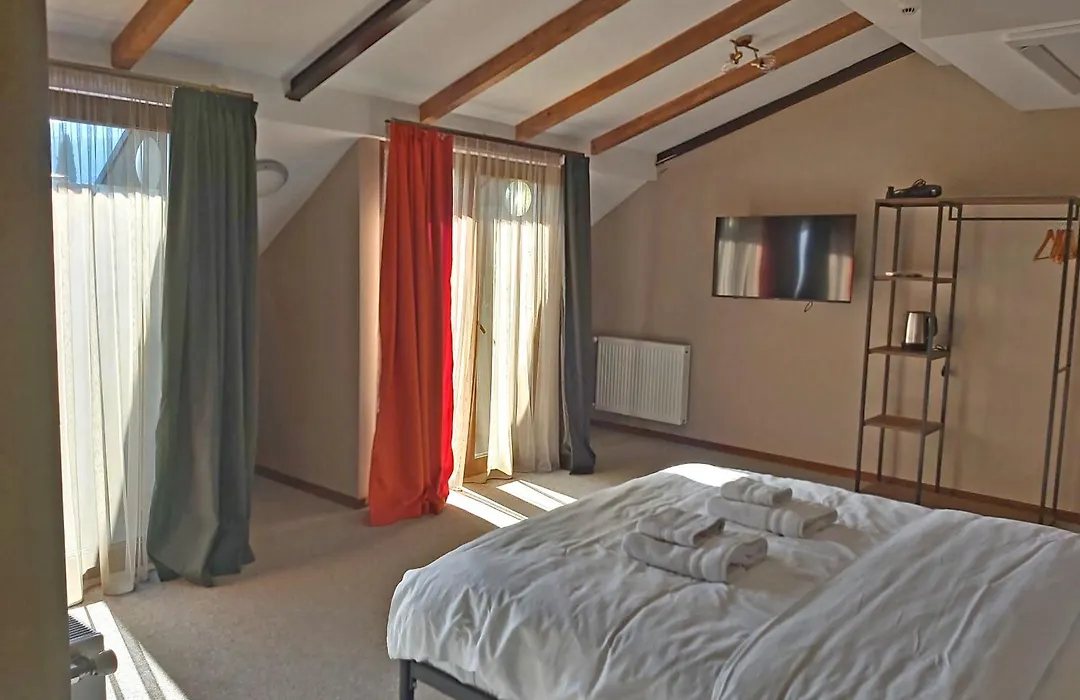 Green Inn Hotel-1