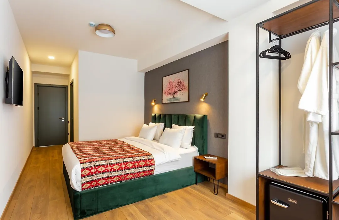 Hotel Flower-1