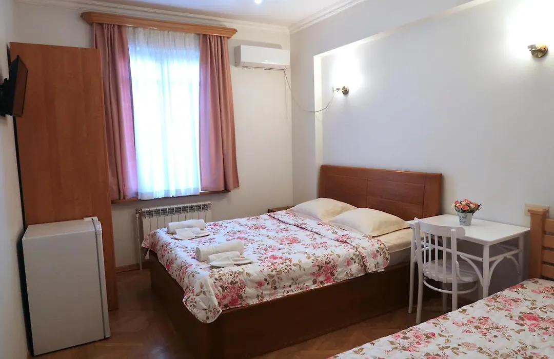 Guest House Merci-1