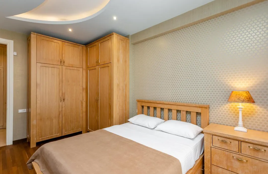 Serviced Apartment In The City Center-1