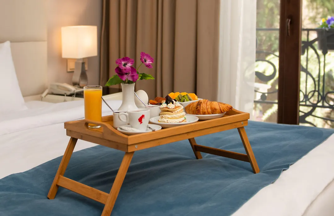 City Avenue Hotel-1