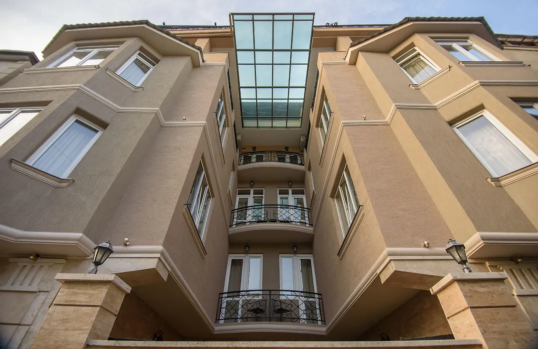 Kmm Hotel-1