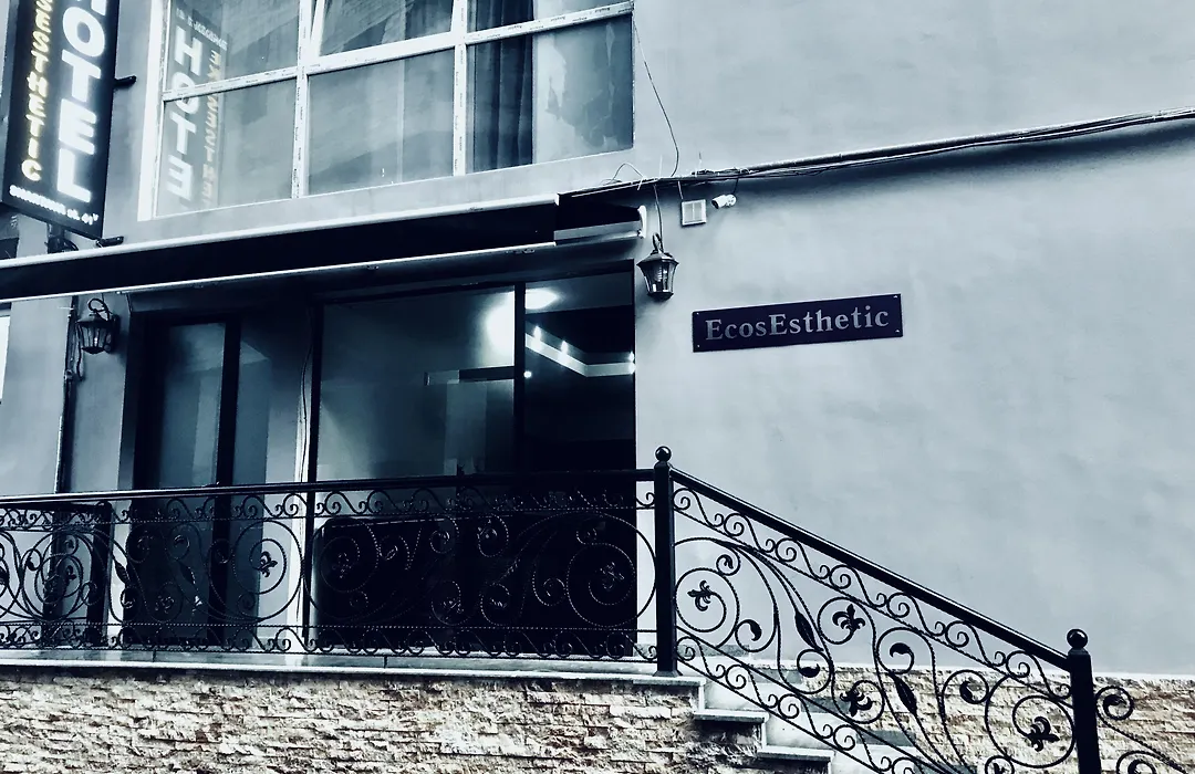 Есоhotel-1