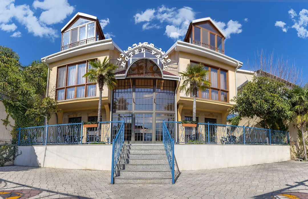 Hotel Vaki-1