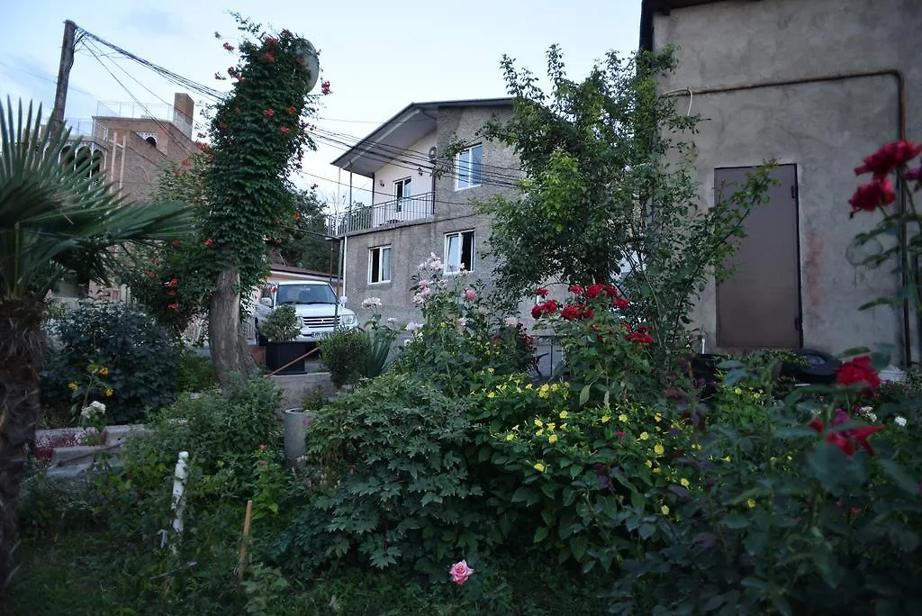 Guesthouse Gia-1