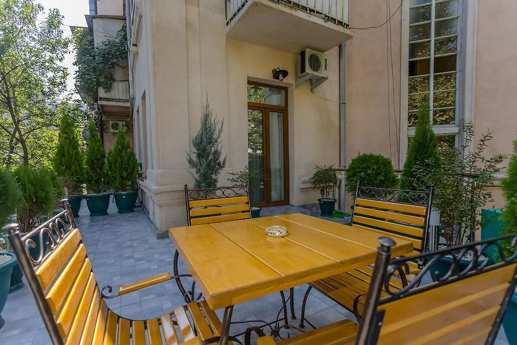 Mais Guest House-1