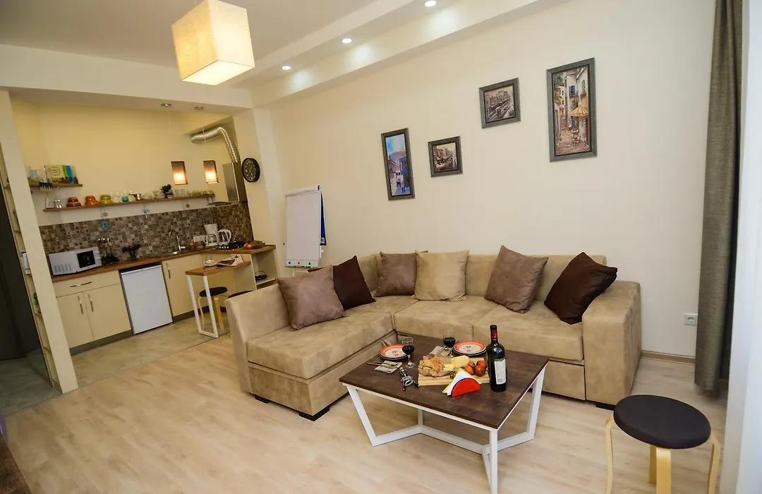 B-Lax Apartment-1