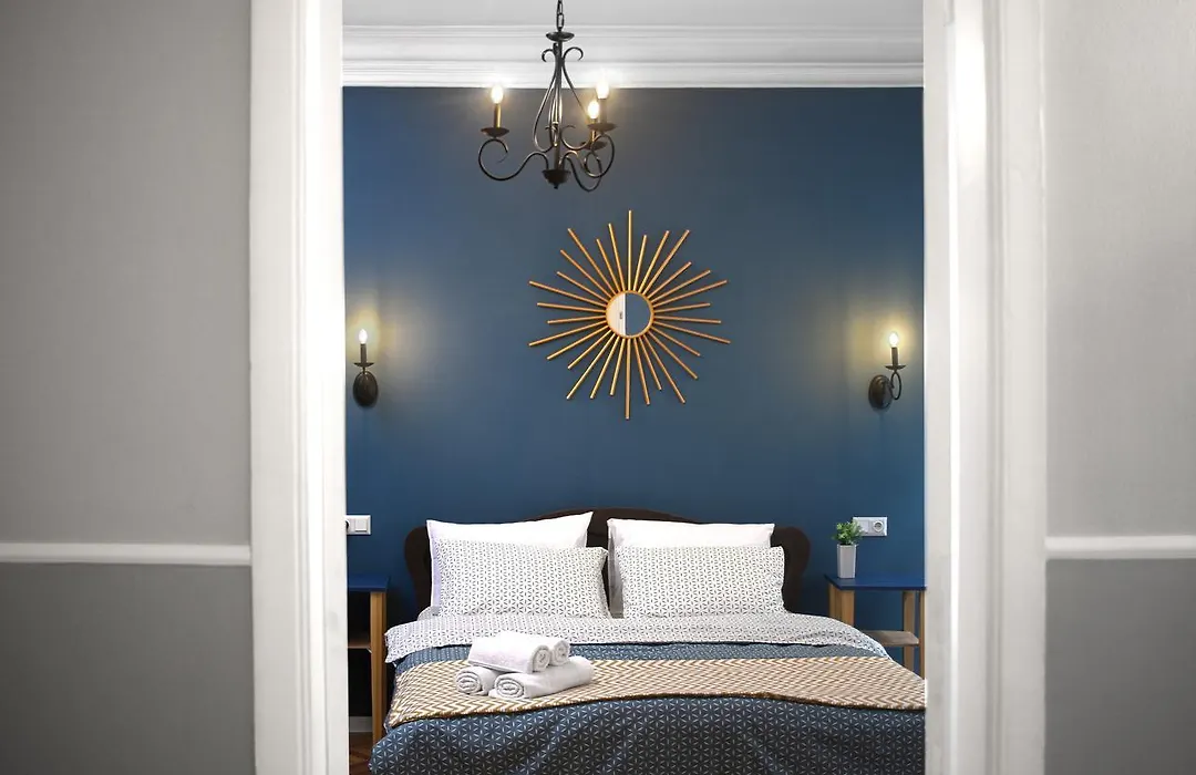 Sunburst Apartment-1