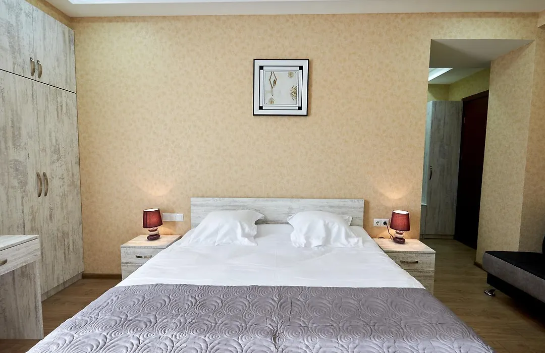 Guest-1