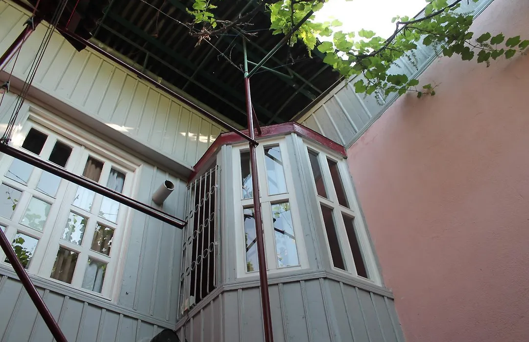 Hostel Old City Sololaki-1