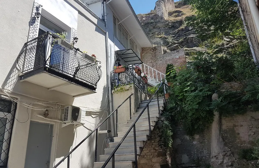 Old Town House On Asatiani-1