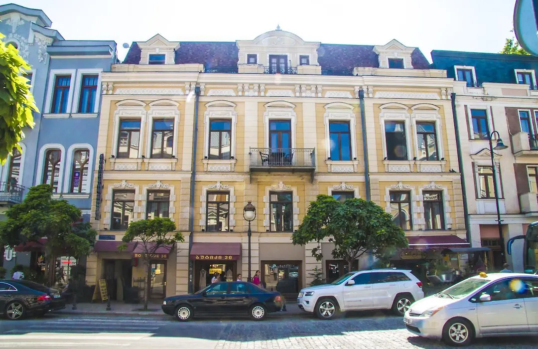 Prima Rooms-1