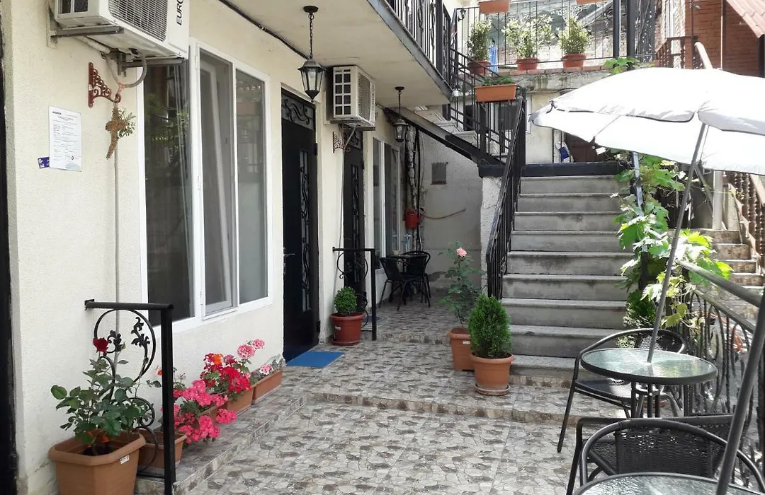 Gtnl Aparthotel-1