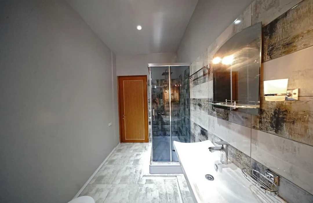 Wine Hostel-1