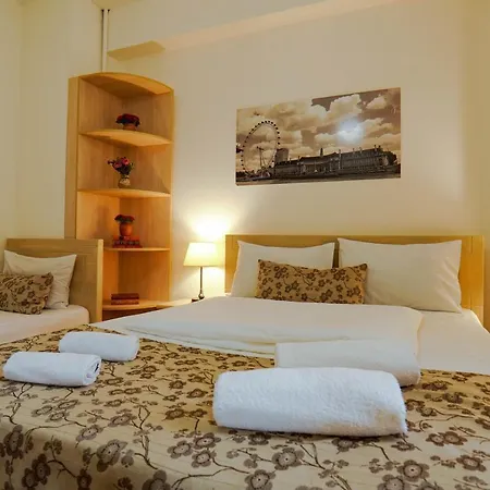 Check-In Hotel-3