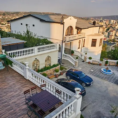 The Hilltop Skyline Hotel-3