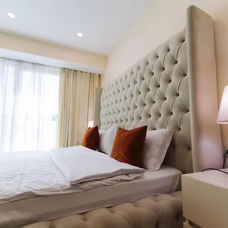 Royal Plaza Hotel-3