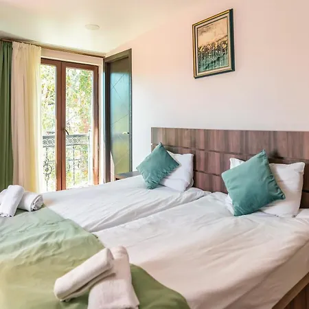 Hotel Classic Suites-3