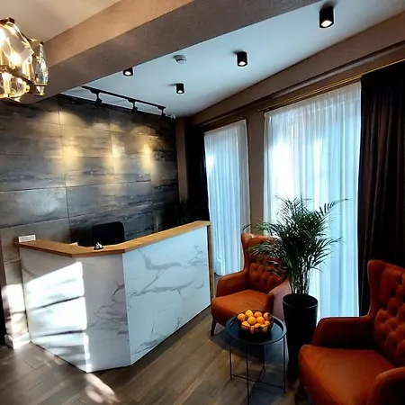Falcon Boutique Hotel-3