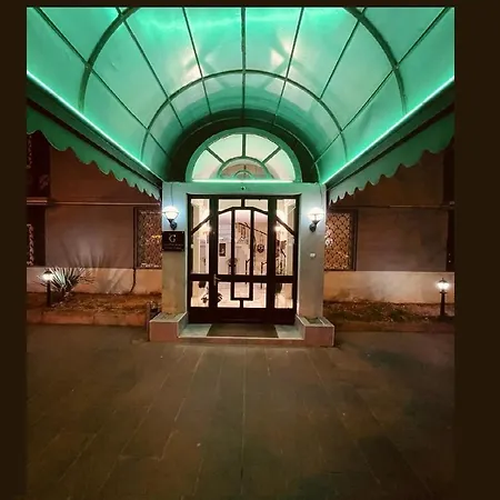 Hotel Grand-3