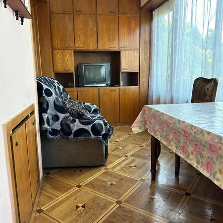 Nona,S Guest House-2