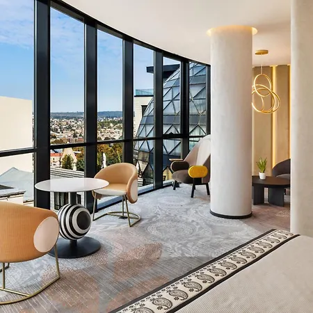 Paragraph Freedom Square, A Luxury Collection Hotel, Tbilisi-3