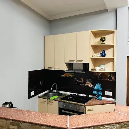 Jeji'S Apartment-2