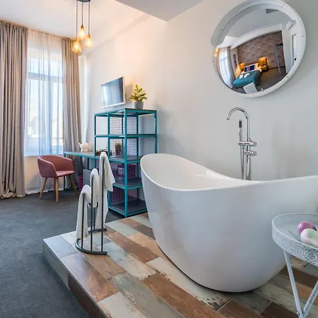 Redrum Tbilisi Boutique Hotel-3