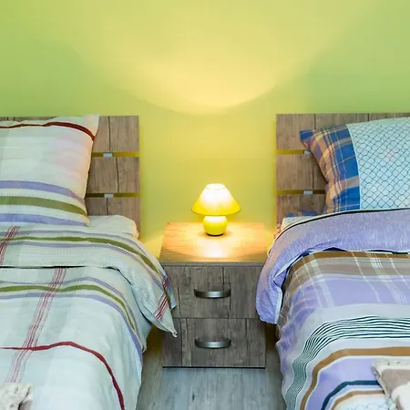 Apartamenti Gomi 17-3